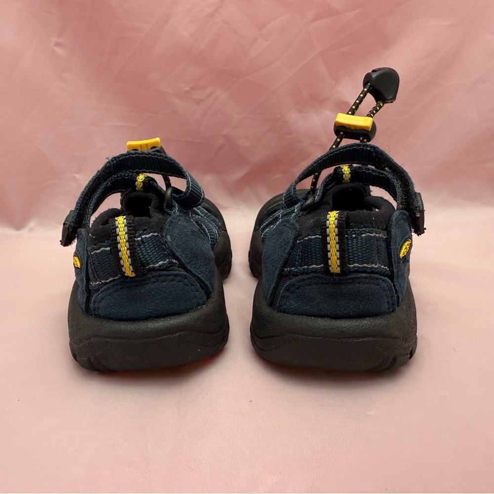 π Lot of 2 KEEN Toddler 8 Sandals Green & Navy Closed Toe Outdoor Water Shoes - Picture 13 of 16